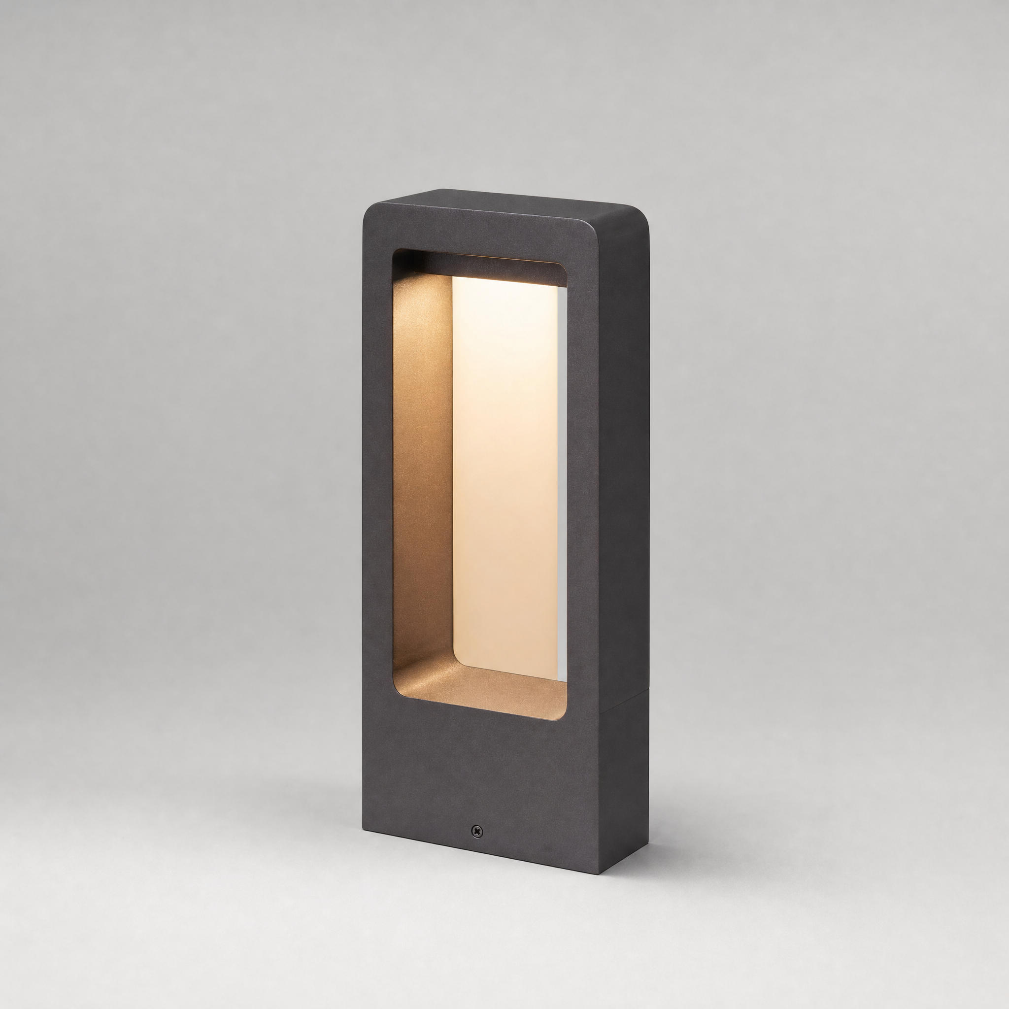 Elegant Outdoor Wall Lights